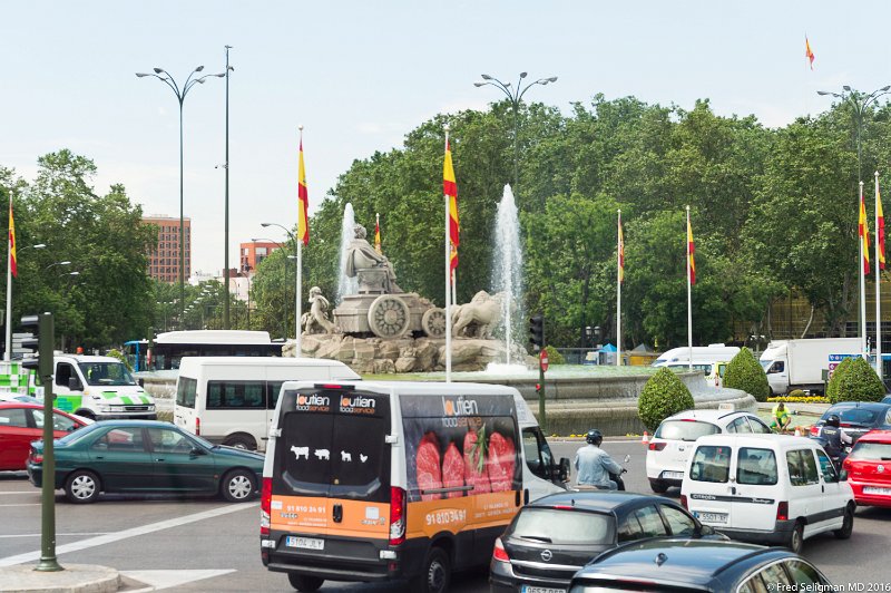 20160606_114925 D4S.jpg - Closeup of monument at Plaza del Cibeles